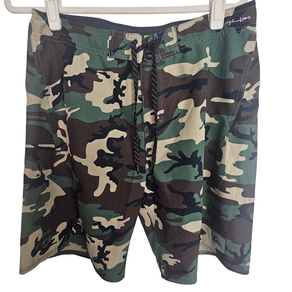 Quiksilver Highline Boardshorts Men 32 Camo Swim Trunks Camouflage 4-Way Stretch